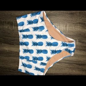 Kortni Jeane blue pineapple